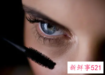 美女为什么一化妆就变样