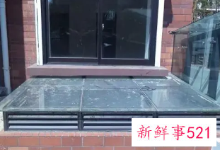 地下室采光通风做法