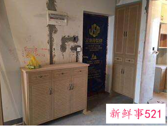 对门把鞋柜放门外对自家好不好