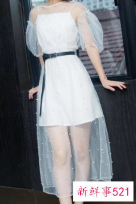 穿在裙子外面的那层纱叫什么