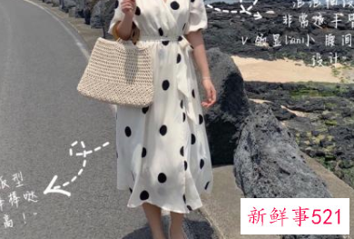 去海边玩穿什么衣服合适