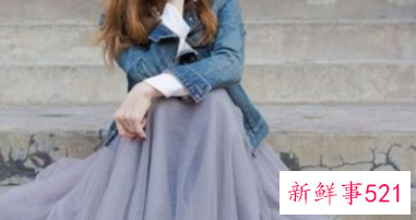 穿在裙子外面的那层纱叫什么