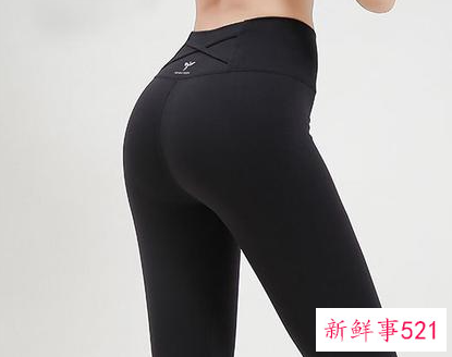 练瑜伽穿什么样的裤子