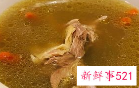 鸽子汤怎么炖营养补血