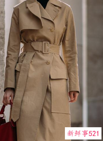 优雅气质女人着装