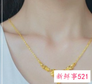 45岁女人戴什么项链好看