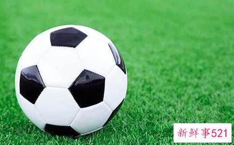 梦见踢足球是什么意思