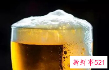 为何有些啤酒有很浓的泡沫