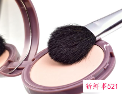 画眼线容易晕妆怎么办