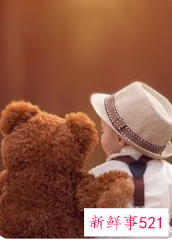 带山字名字男孩子