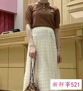 polo衫配什么裙子