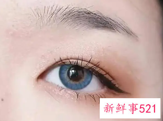 内双如何画眼线显眼睛大