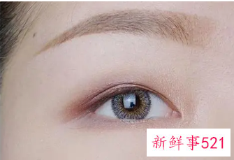 内双如何画眼线显眼睛大