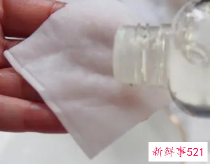 用完二次清洁水要用爽肤水吗