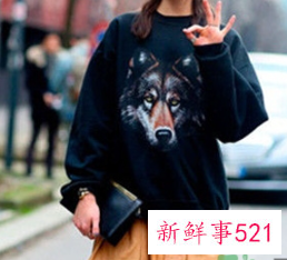 卫衣里面穿搭什么好看