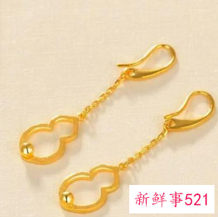 45岁女人戴什么项链好看