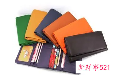 用什么样颜色的钱包才好