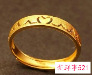 45岁女人戴什么项链好看