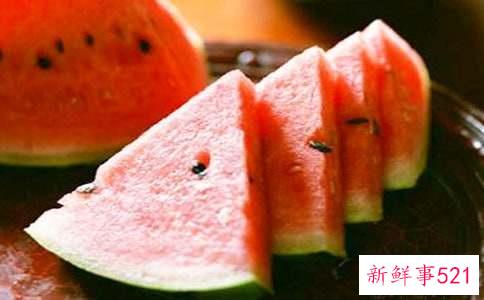 梦见西瓜地偷西瓜