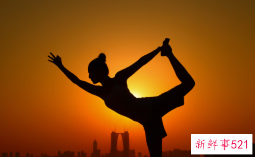 早上练瑜伽要空腹吗