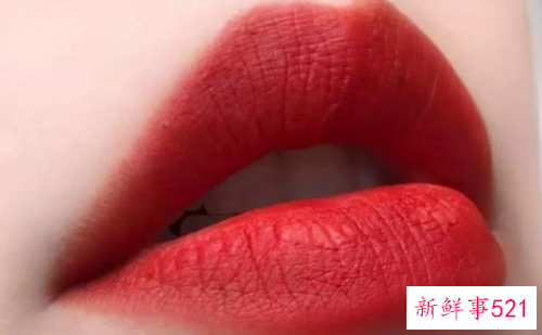 兰蔻口红怎么涂好看