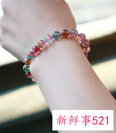 本命年女人戴什么好