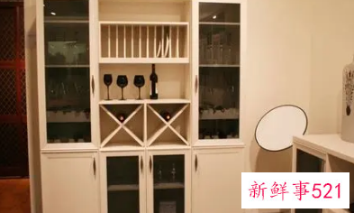 酒柜装修效果图