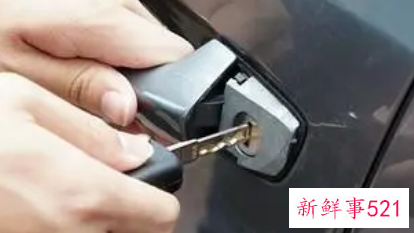 梦见钥匙孔是什么意思