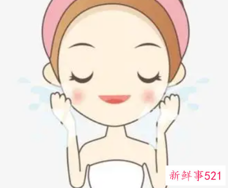 正确洗面奶洗脸方法