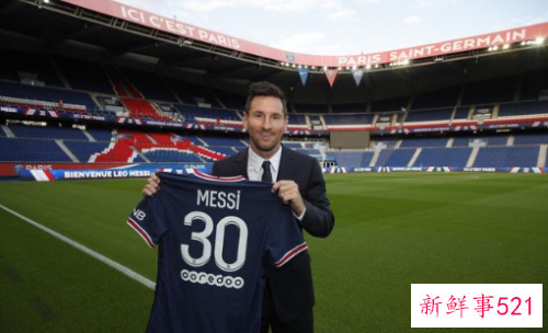 巴黎官推发梅西首次训练照