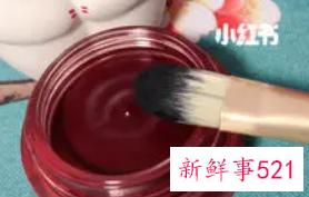 唇泥怎么化方法