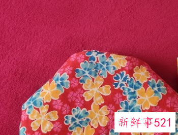 被子怎么叠成心形图