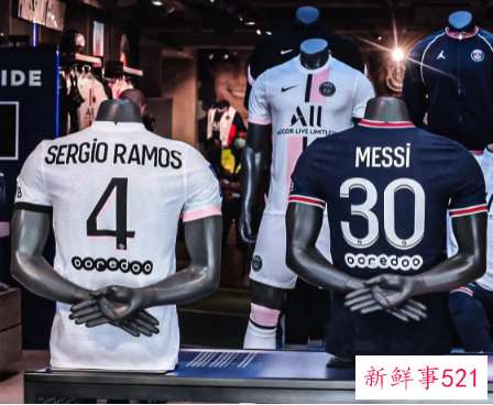 巴黎官推发梅西首次训练照