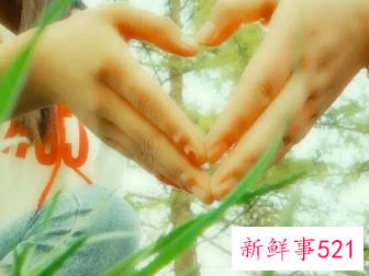 十指紧扣图片发朋友圈