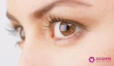 三步消除眼睛浮肿