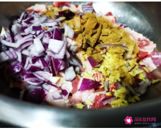 在家做烤肉串的简单做法