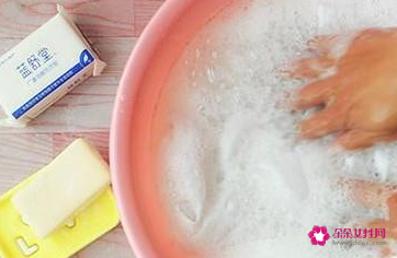 洗运动鞋的正确方法