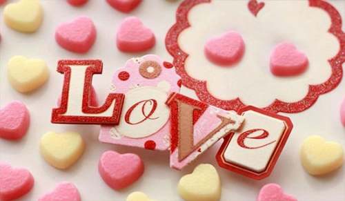 为什么爱情总是与十二星座女躲猫猫