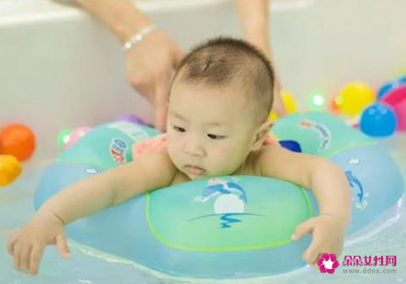 怎么在朋友圈宣传店铺