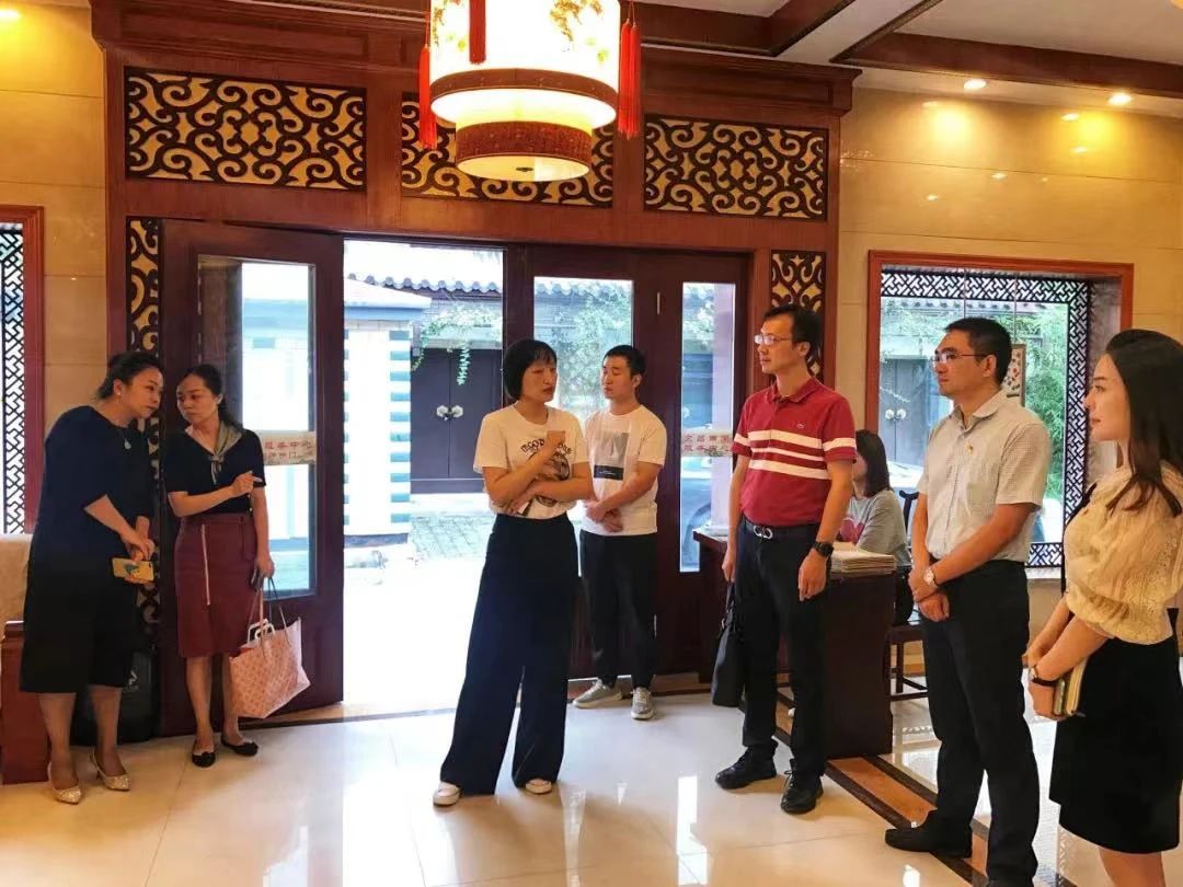 戴璐最全的照片，带你深入了解戴璐为什么”行“