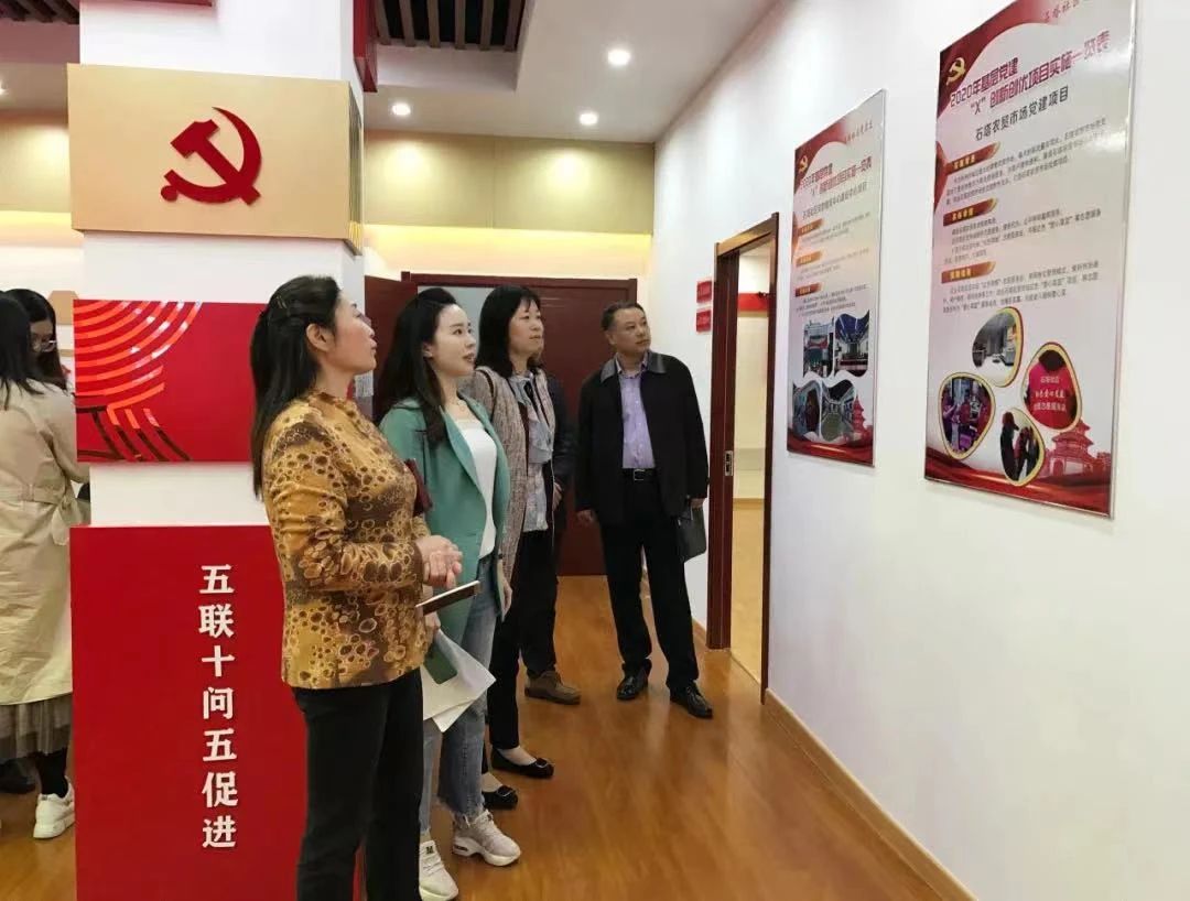 戴璐最全的照片，带你深入了解戴璐为什么”行“