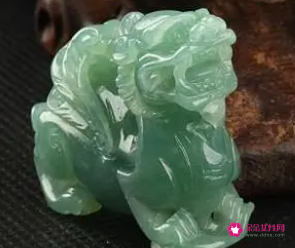 属虎的人戴什么比较好