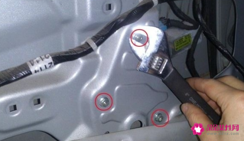 凯越主驾驶车窗升降失灵恢复方法