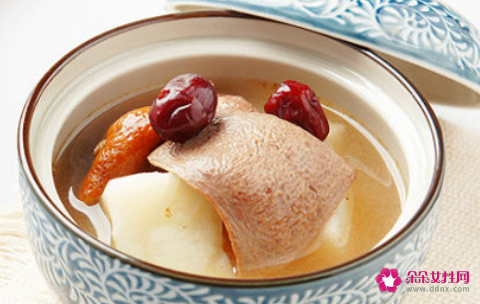 淮山炖猪横脷汤的做法