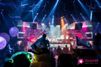 怎么套路夜场女孩子