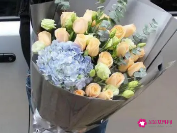 给男朋友的花束写些什么