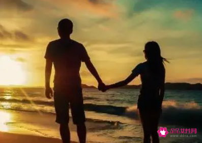 梦见初恋找我复合