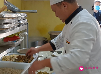 爱心面馆老板事件后续骂人者出面道歉