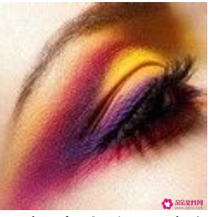 脸部化妆的正确步骤