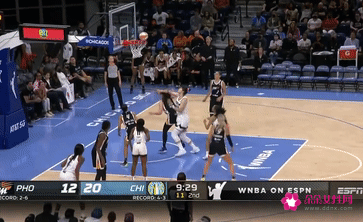 李月汝迎WNBA首胜，替补登场4分钟贡献2分2板